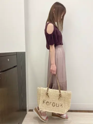 Feroux スタッフ コーディネート画像