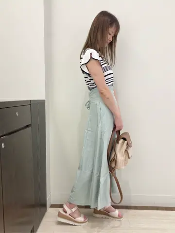 Feroux スタッフ コーディネート画像