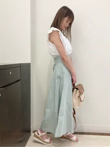 Feroux スタッフ コーディネート画像