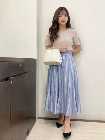 Feroux スタッフ コーディネート画像