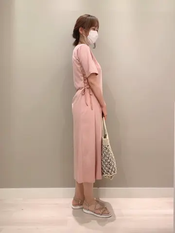 Feroux スタッフ コーディネート画像