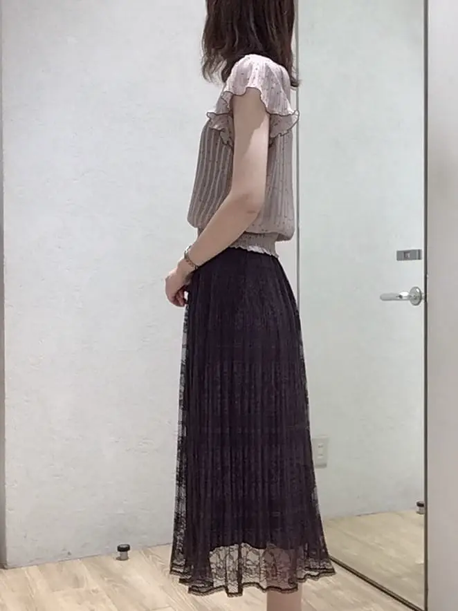 Feroux Y コーディネート画像