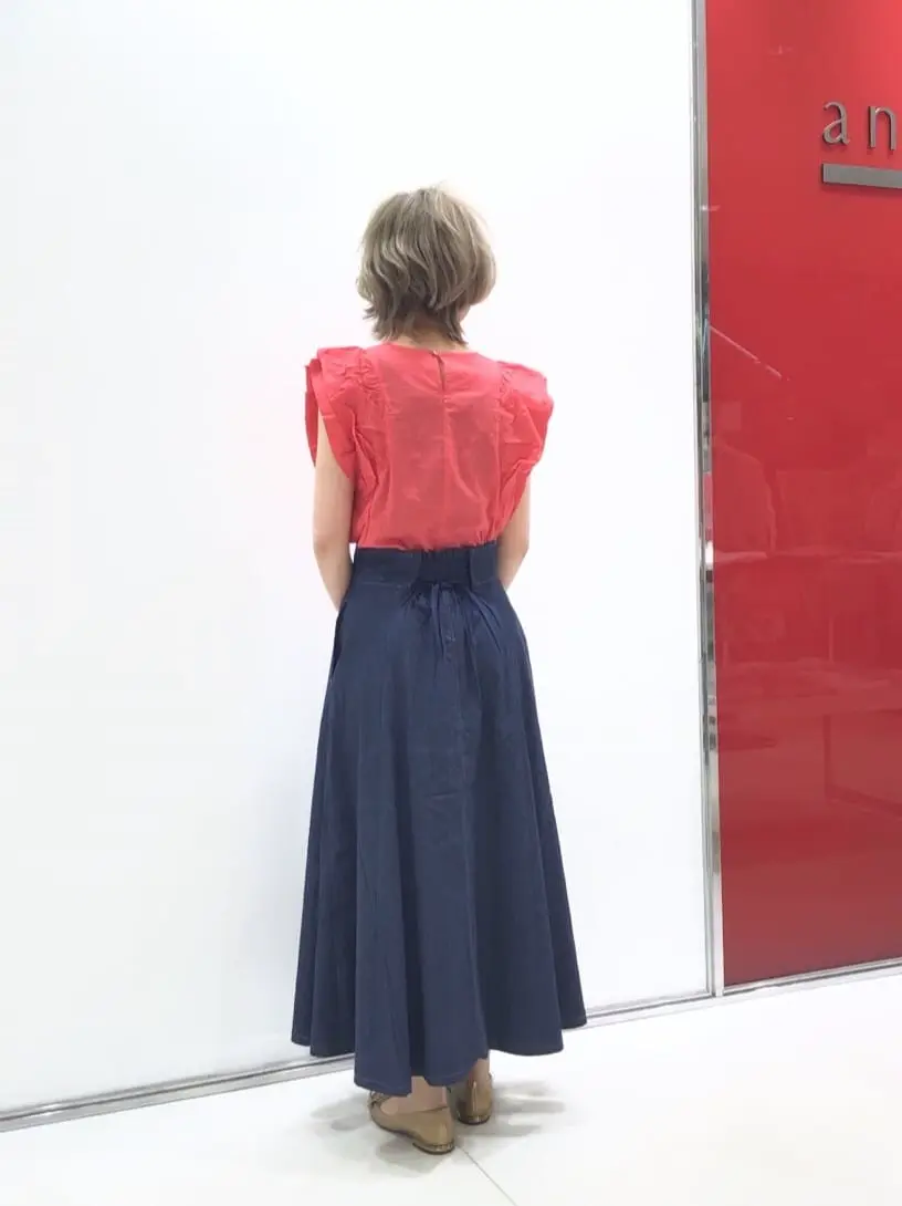 Feroux スタッフ コーディネート画像