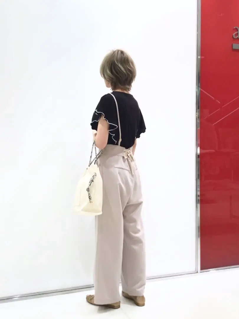 Feroux スタッフ コーディネート画像