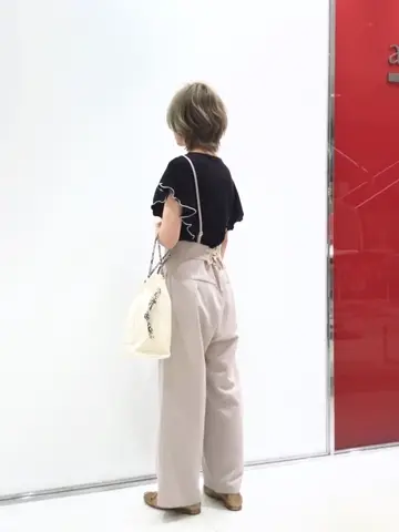 Feroux スタッフ コーディネート画像