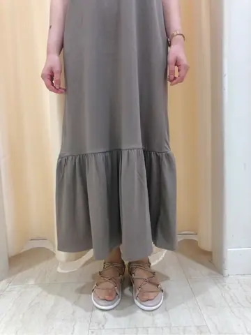 Feroux スタッフ コーディネート画像