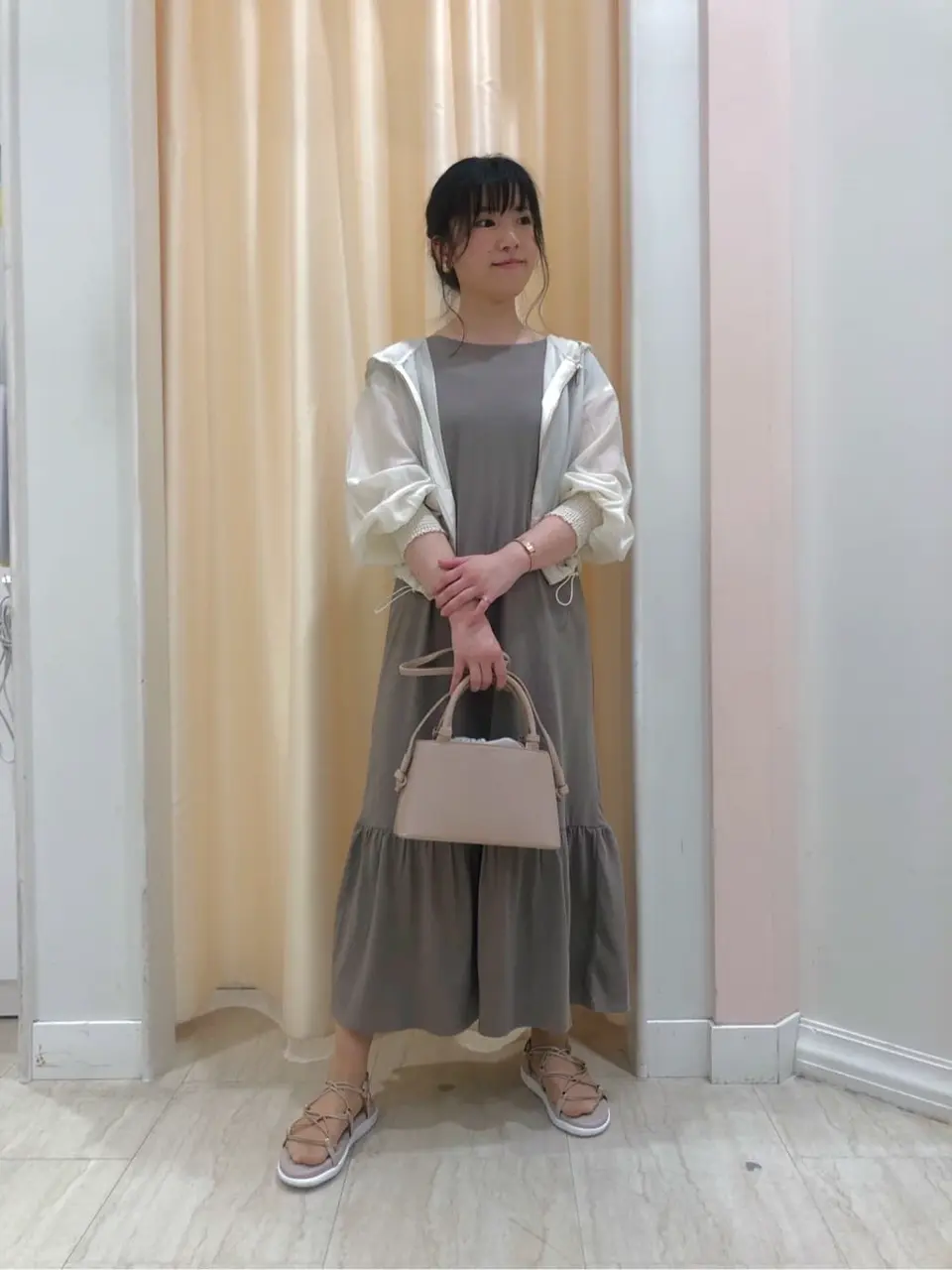 Feroux スタッフ コーディネート画像