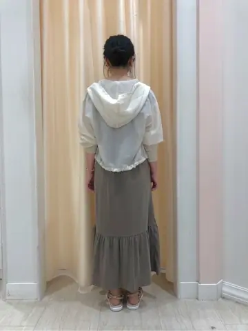 Feroux スタッフ コーディネート画像