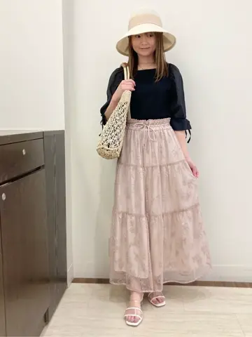 Feroux スタッフ コーディネート画像