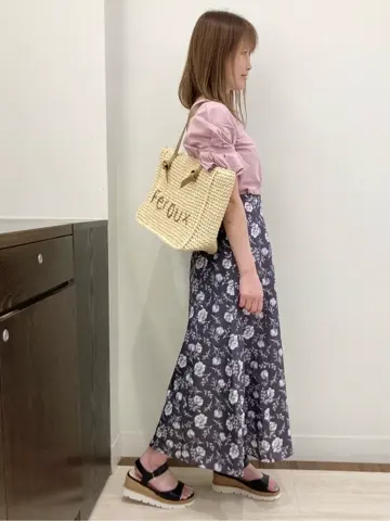 Feroux スタッフ コーディネート画像