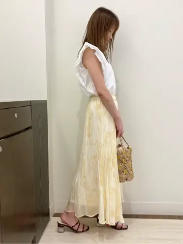 Feroux スタッフ コーディネート画像