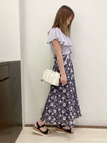 Feroux スタッフ コーディネート画像