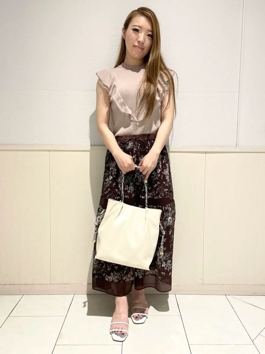 Feroux 土居 コーディネート画像