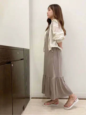 Feroux スタッフ コーディネート画像