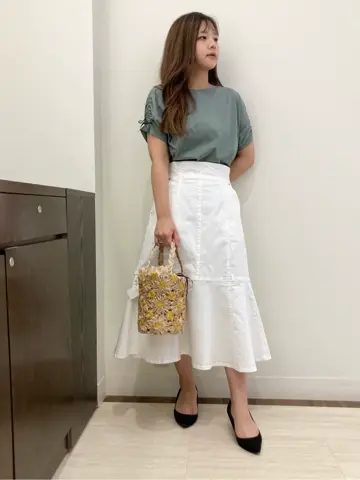 Feroux スタッフ コーディネート画像