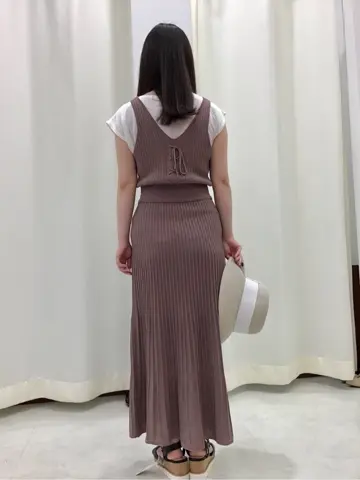 Feroux スタッフ コーディネート画像