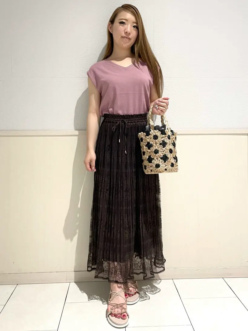 Feroux 土居 コーディネート画像