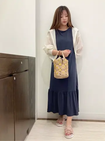 Feroux スタッフ コーディネート画像