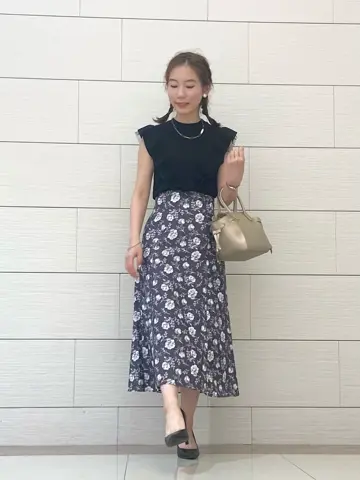 Feroux スタッフ コーディネート画像