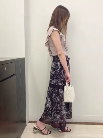 Feroux スタッフ コーディネート画像