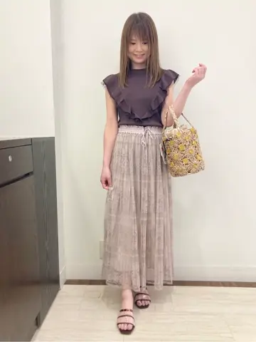 Feroux スタッフ コーディネート画像