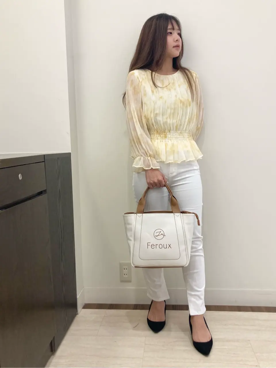Feroux スタッフ コーディネート画像