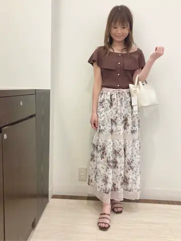 Feroux スタッフ コーディネート画像