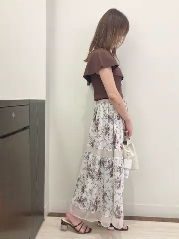 Feroux スタッフ コーディネート画像