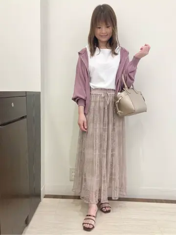 Feroux スタッフ コーディネート画像