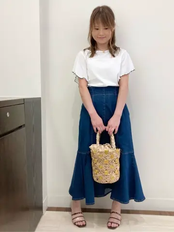 Feroux スタッフ コーディネート画像