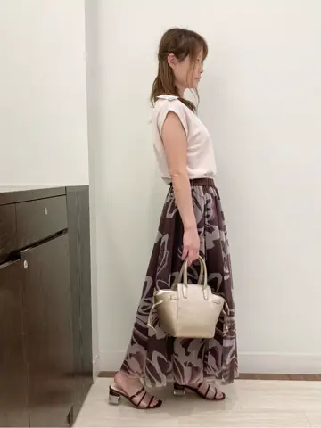 Feroux スタッフ コーディネート画像