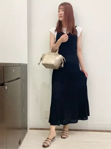 Feroux スタッフ コーディネート画像