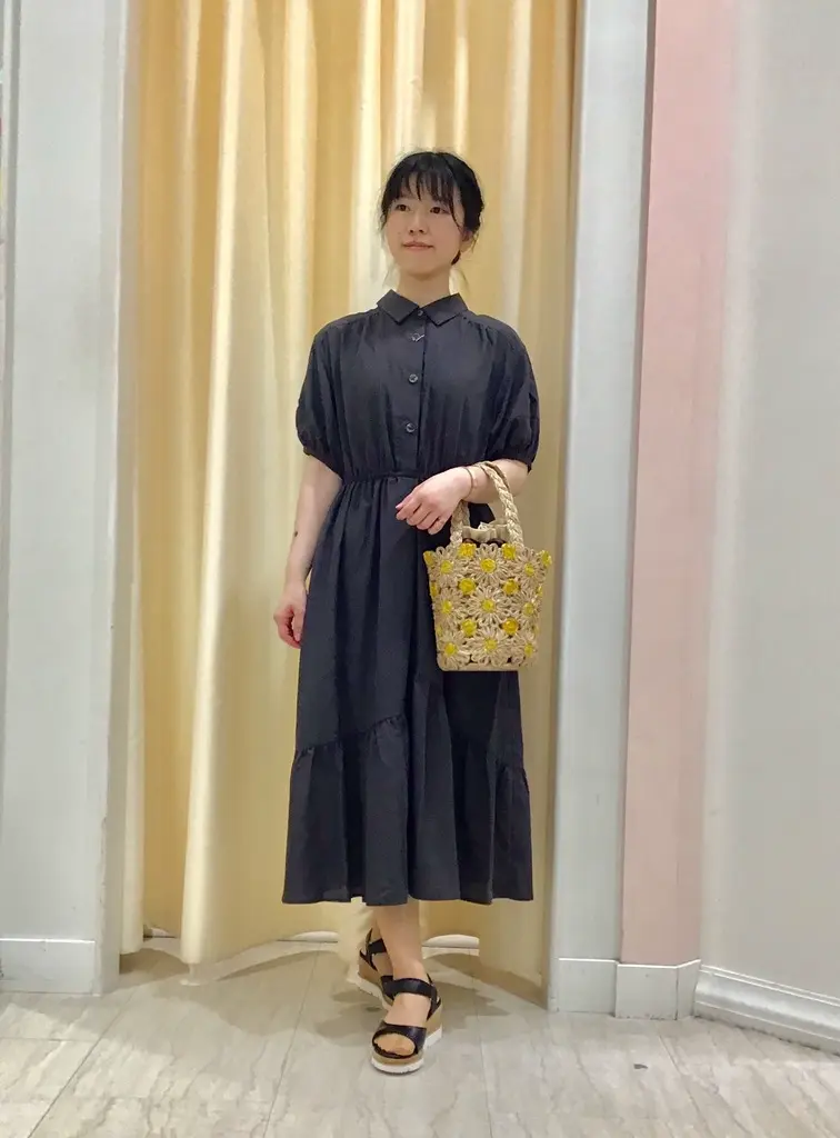 Feroux スタッフ コーディネート画像