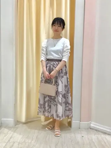 Feroux スタッフ コーディネート画像