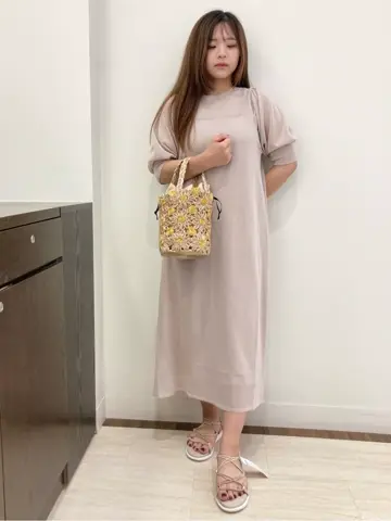 Feroux スタッフ コーディネート画像