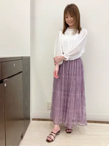 Feroux スタッフ コーディネート画像