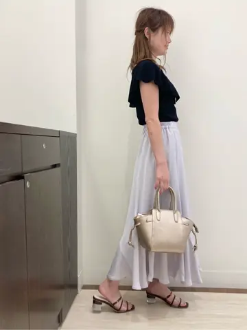 Feroux スタッフ コーディネート画像