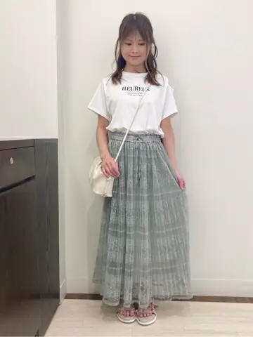 Feroux スタッフ コーディネート画像