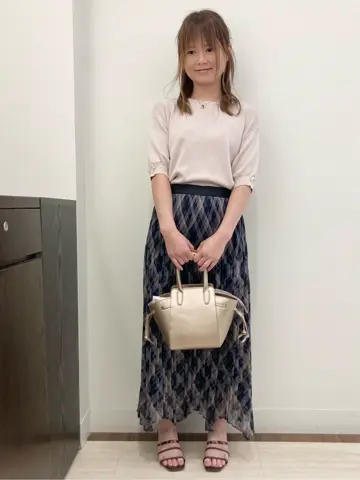 Feroux スタッフ コーディネート画像