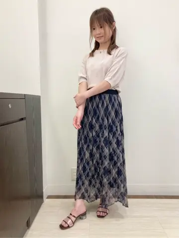 Feroux スタッフ コーディネート画像