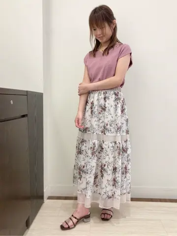 Feroux スタッフ コーディネート画像