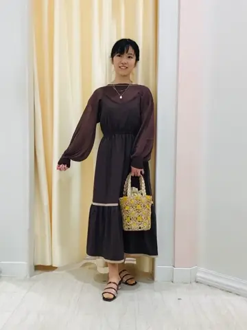 Feroux スタッフ コーディネート画像