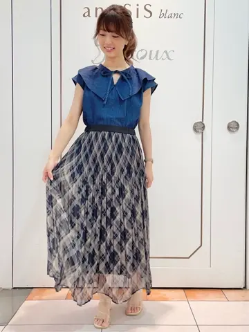 Feroux スタッフ コーディネート画像