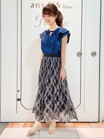 Feroux スタッフ コーディネート画像