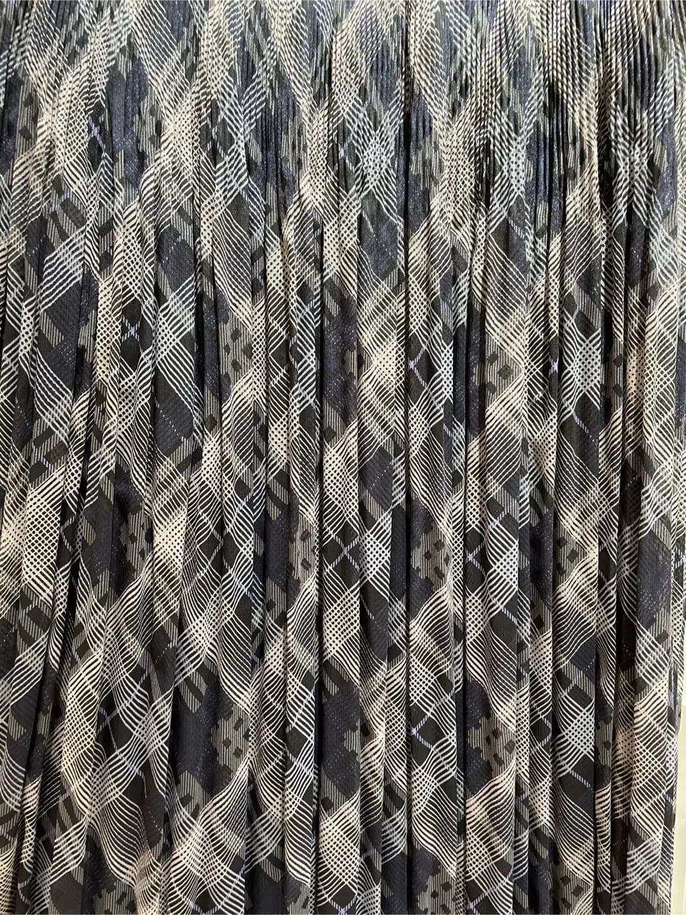 Feroux スタッフ コーディネート画像