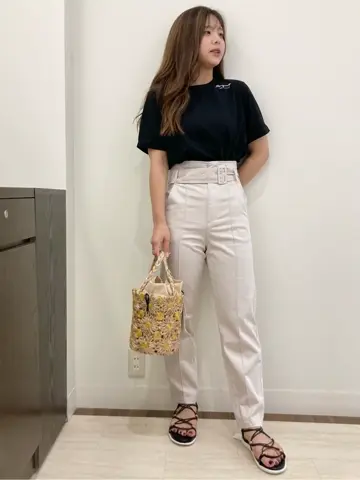 Feroux スタッフ コーディネート画像