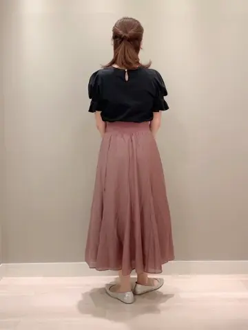 Feroux スタッフ コーディネート画像