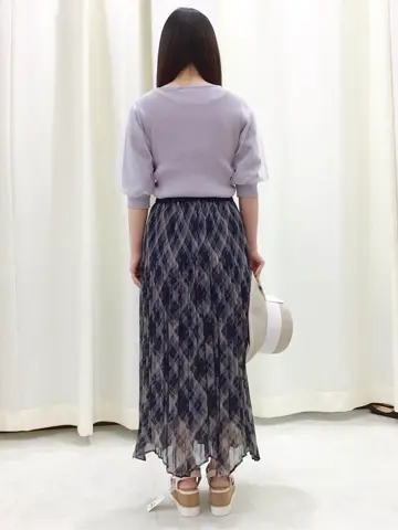 Feroux スタッフ コーディネート画像