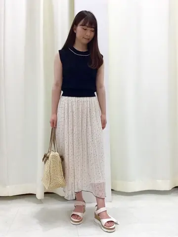 Feroux スタッフ コーディネート画像