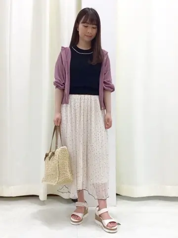 Feroux スタッフ コーディネート画像